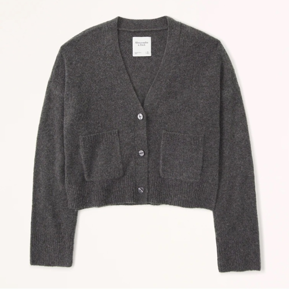Abercrombie Classic Short Cardigan / Women Medium